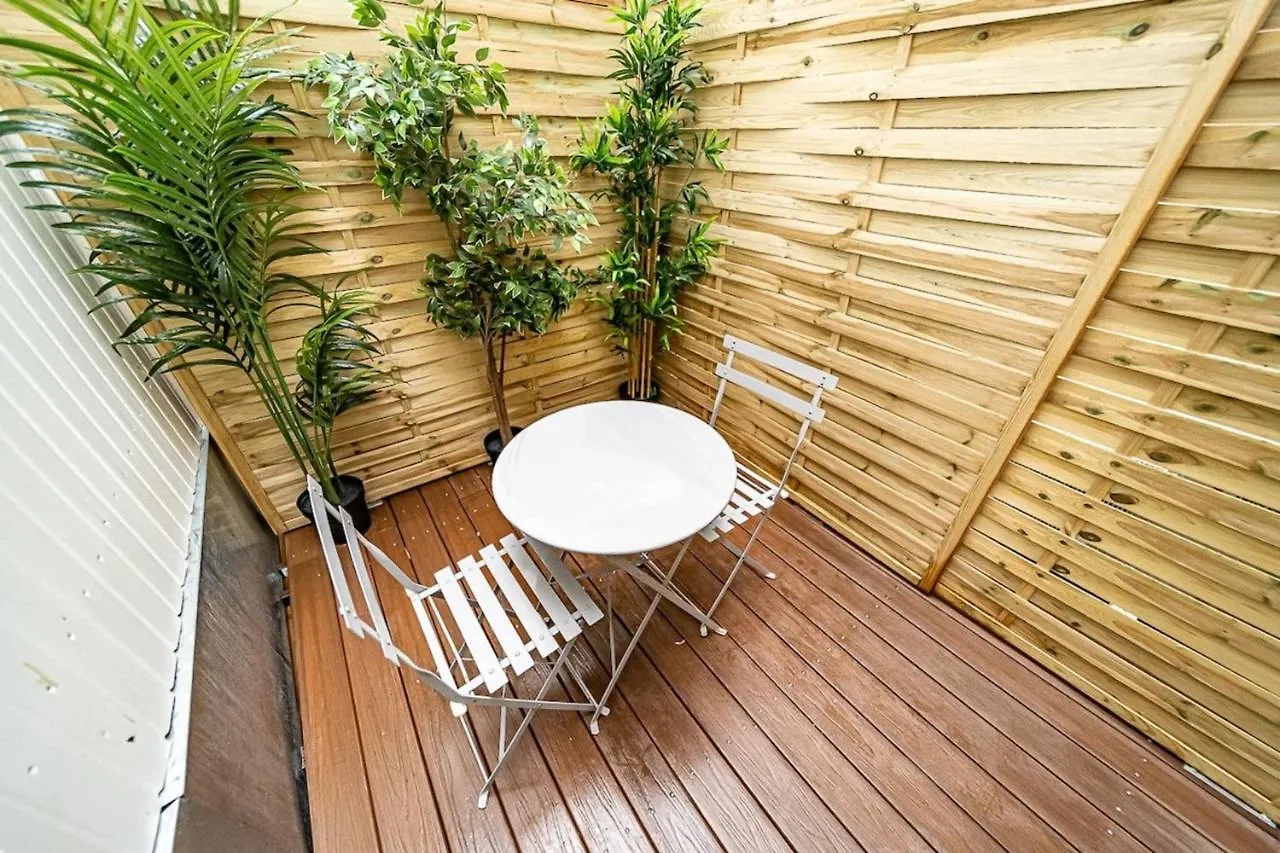 La Maison Charpennes-Appartement Magnolia 2 Pers Villeurbanne Apartment